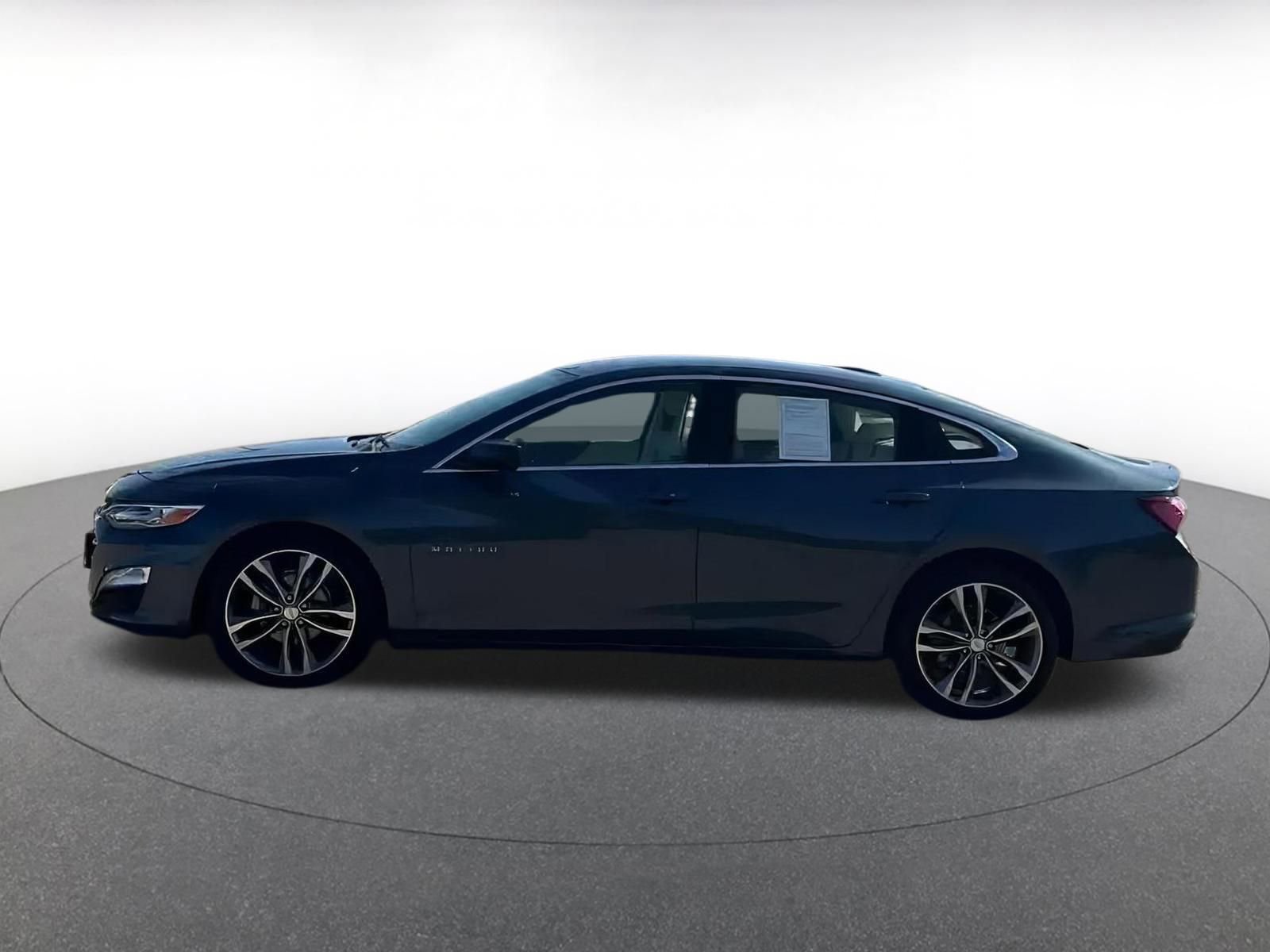 Used 2024 Chevrolet Malibu LT image 9