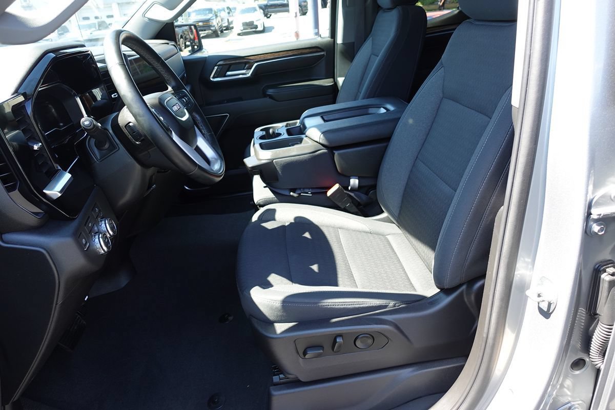 Used 2023 GMC Sierra 1500 Elevation AWD/4WD image 18