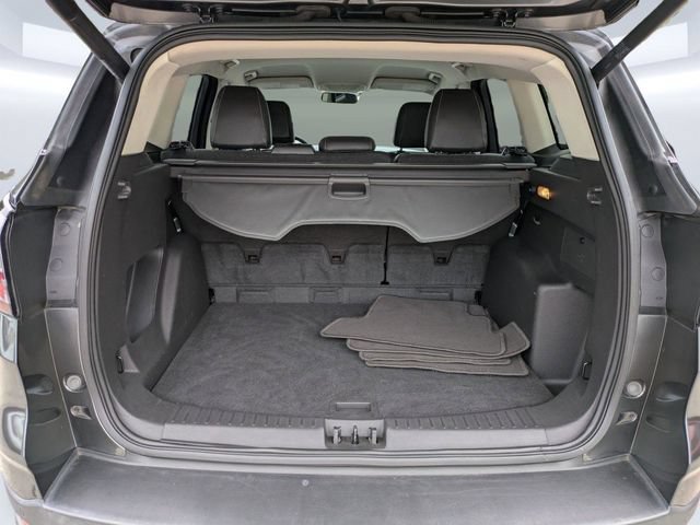 Used 2017 Ford Escape SE w/ Equipment Group 201A FWD image 14