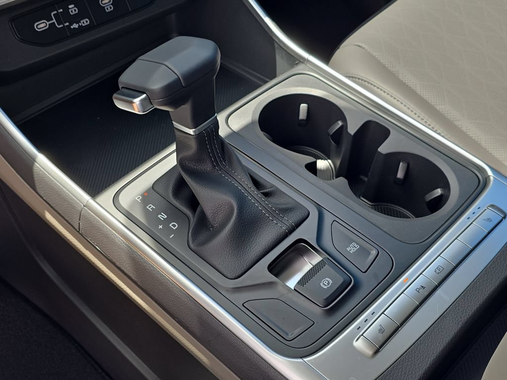 New 2027 Kia Carnival FWD image 26