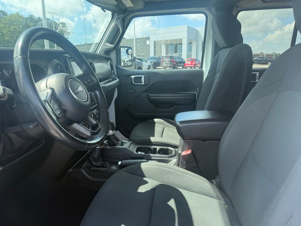 Used 2019 Jeep Wrangler Unlimited Sport S AWD/4WD image 9