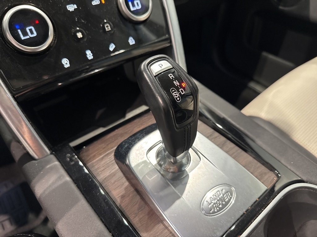 Used 2022 Land Rover Discovery Sport S R-Dynamic image 19