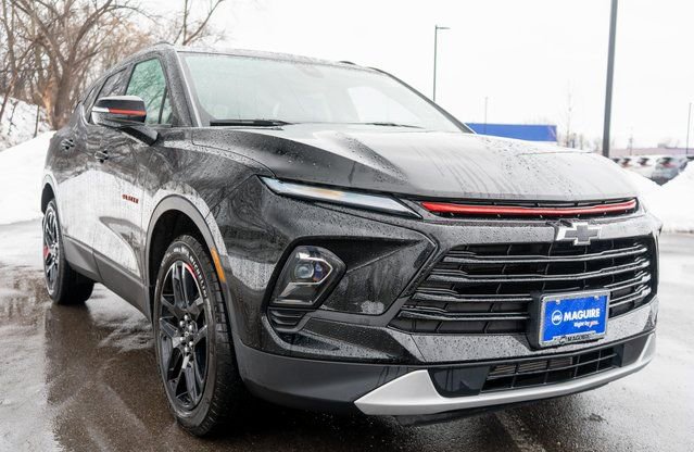Used 2024 Chevrolet Blazer LT w/ Redline Edition image 4