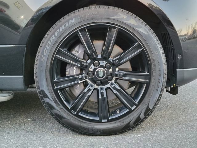 Used 2021 Land Rover Range Rover Westminster Edition image 17
