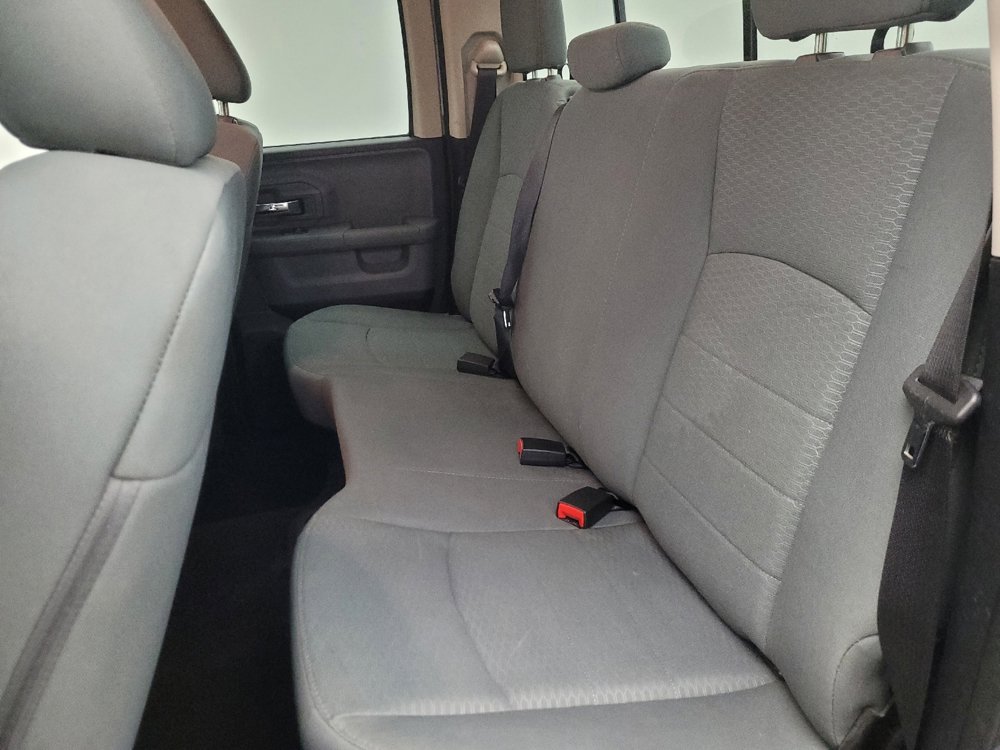 Used 2014 RAM 1500 Classic SLT RWD image 18