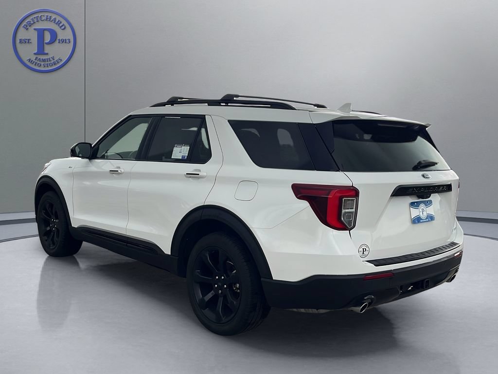 Used 2024 Ford Explorer ST-Line w/ Class IV Trailer Tow Package AWD/4WD image 5