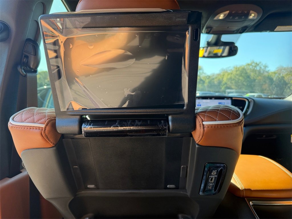 New 2026 Chrysler Pacifica Pinnacle image 28
