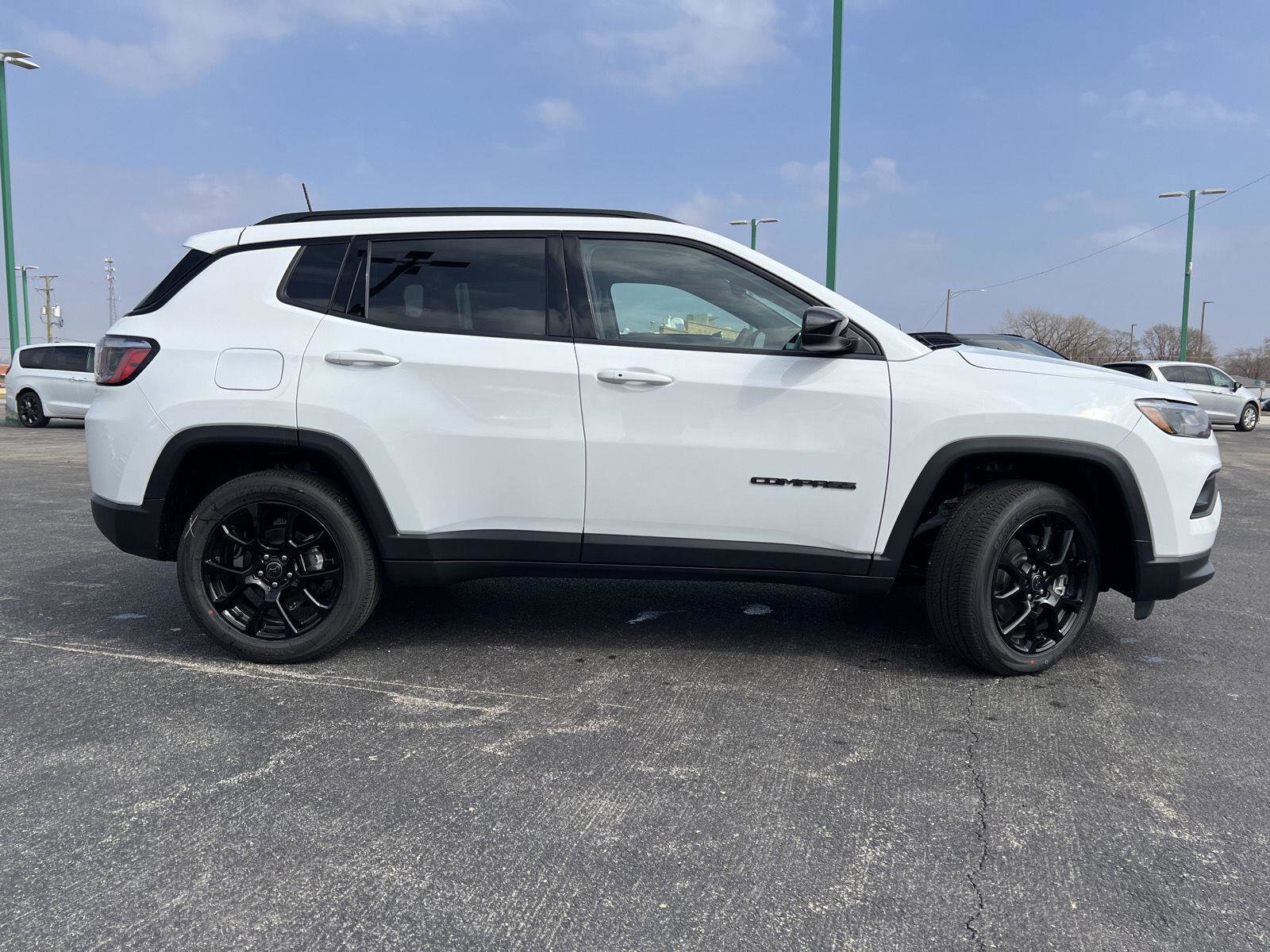 New 2026 Jeep Compass Latitude AWD/4WD image 3