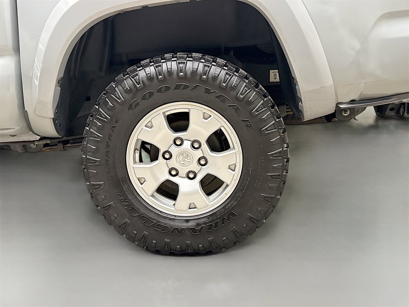 Used 2021 Toyota Tacoma TRD Sport image 32