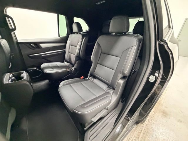 Certified 2025 Buick Enclave Preferred image 24