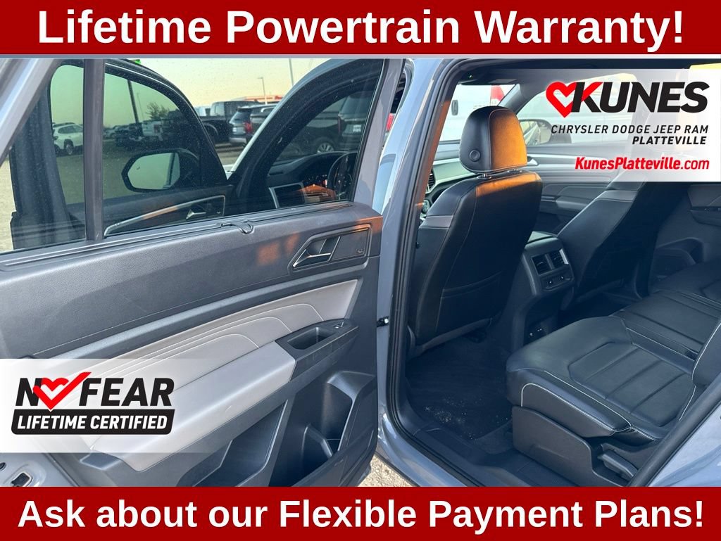 Used 2023 Volkswagen Atlas Cross Sport SEL Premium R-Line AWD/4WD image 37