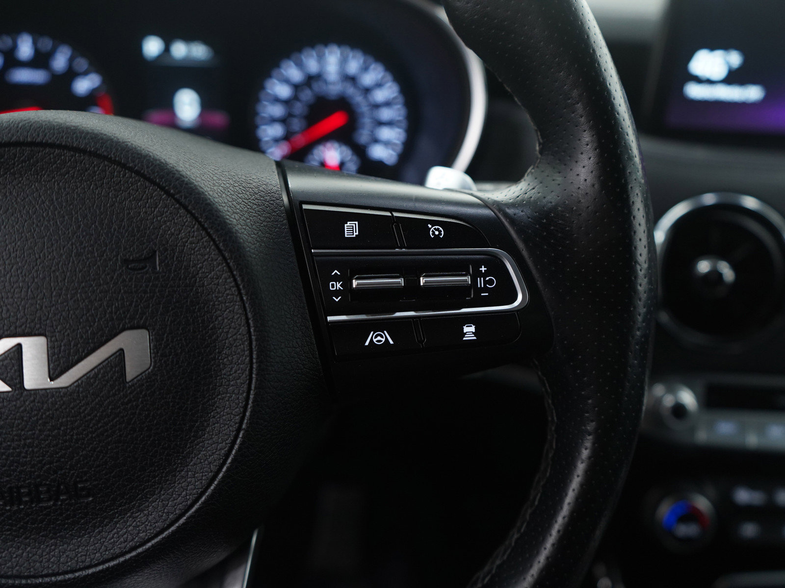 Used 2022 Kia Stinger GT-Line image 24