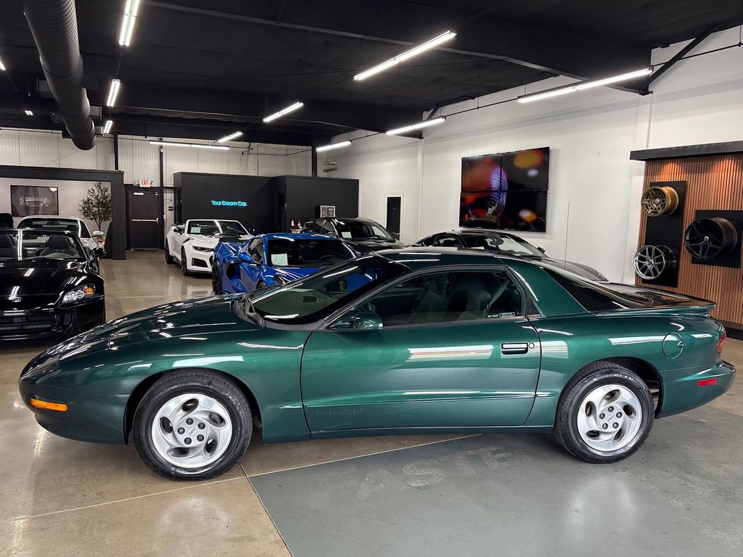 Used 1994 Pontiac Firebird Coupe image 5