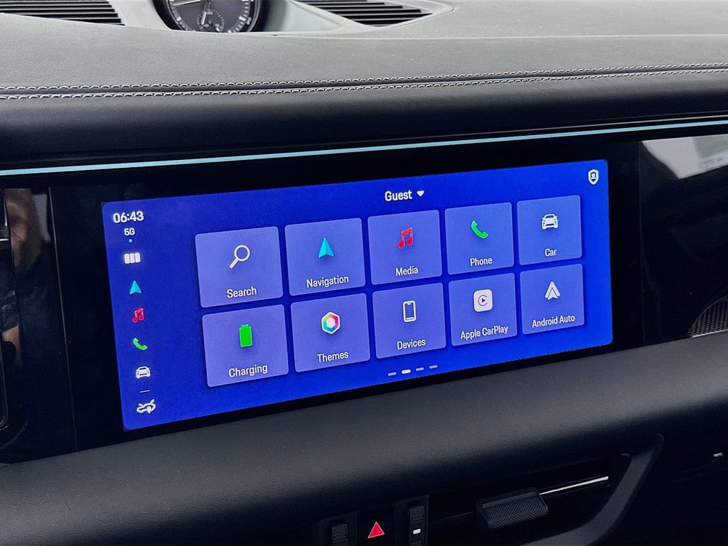 New 2025 Porsche Macan Turbo Electric image 15