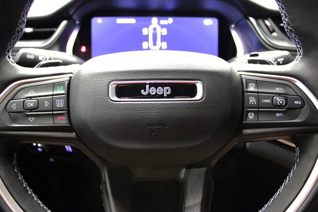 New 2025 Jeep Grand Cherokee L Limited w/ Black Appearance Package image 11