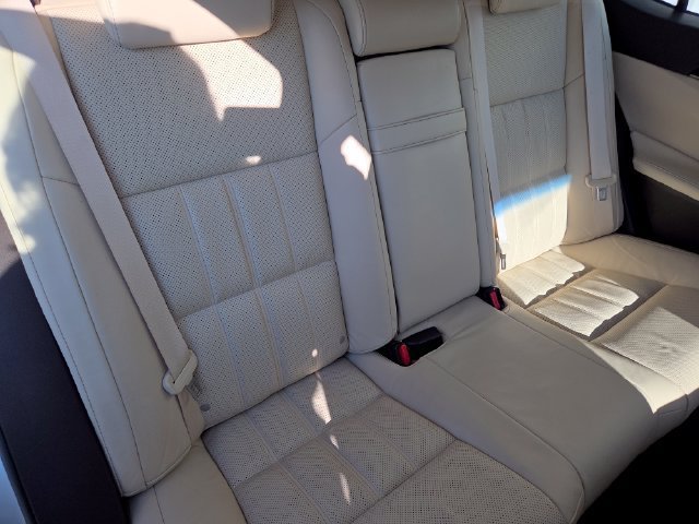 Used 2016 Lexus ES 350 w/ Luxury Package w/Wood Trim FWD image 32