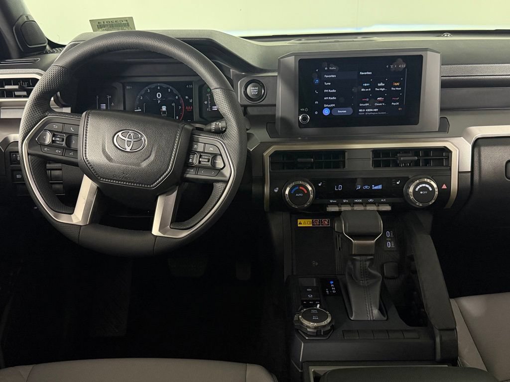 Used 2025 Toyota Tacoma SR5 AWD/4WD image 12