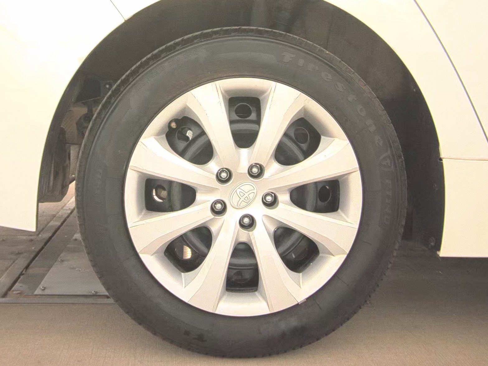 Used 2024 Toyota Corolla LE FWD image 12