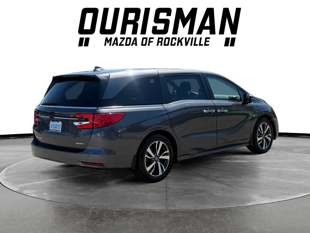 Used 2024 Honda Odyssey Touring image 4