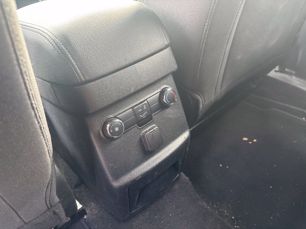 Used 2018 Ford Explorer XLT AWD/4WD image 13