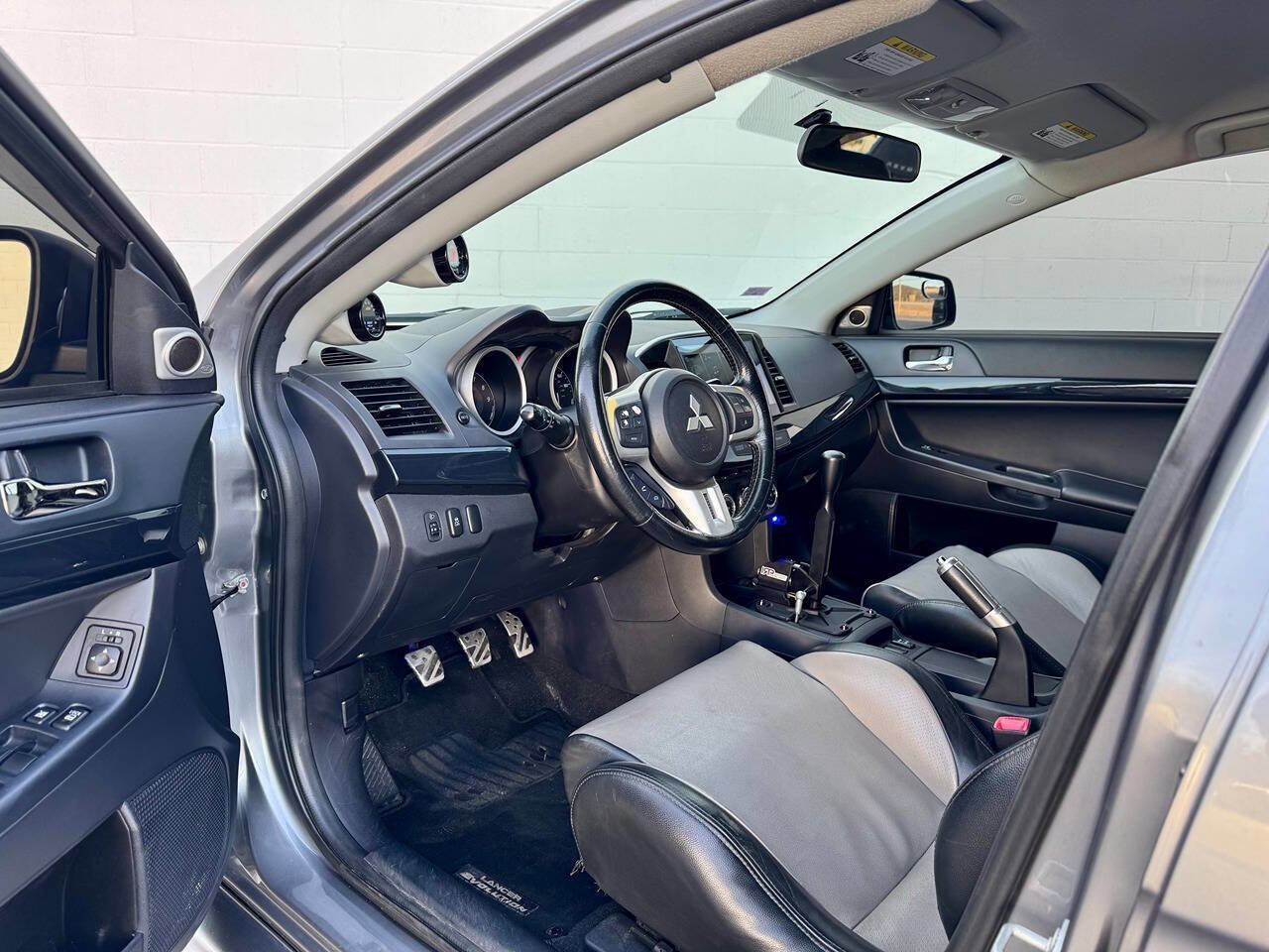 Used 2012 Mitsubishi Lancer Evolution GSR image 23