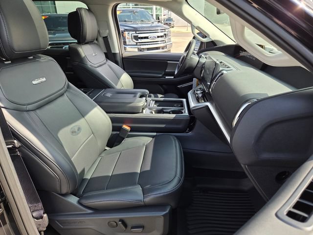 New 2026 Ford Expedition Platinum w/ Driver's Package AWD/4WD image 45