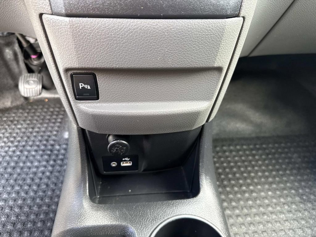 Used 2021 Nissan NV200 SV w/ Back Door Glass Package image 25