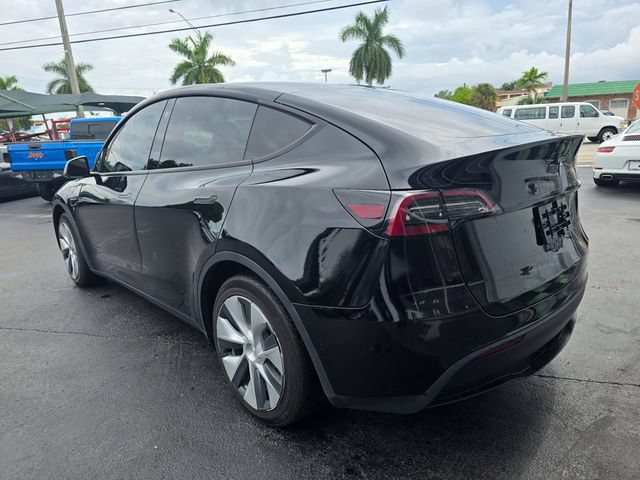 Used 2022 Tesla Model Y Long Range AWD/4WD image 4