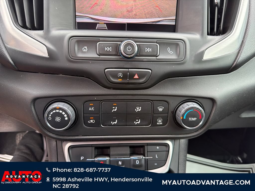 Used 2024 GMC Terrain SLE AWD/4WD image 18