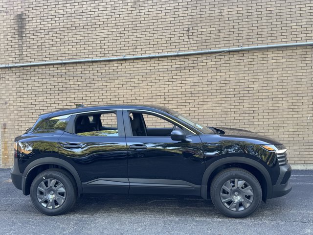New 2026 Nissan Kicks S FWD image 5