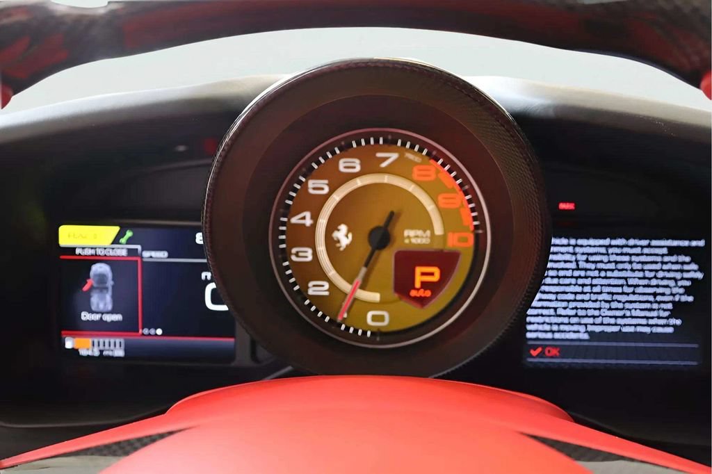 Used 2023 Ferrari F8 Tributo RWD image 8
