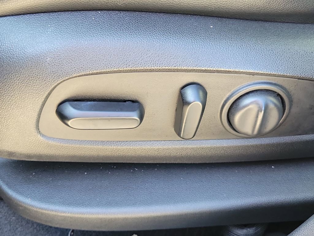 Used 2019 GMC Terrain SLT w/ Preferred Package image 30