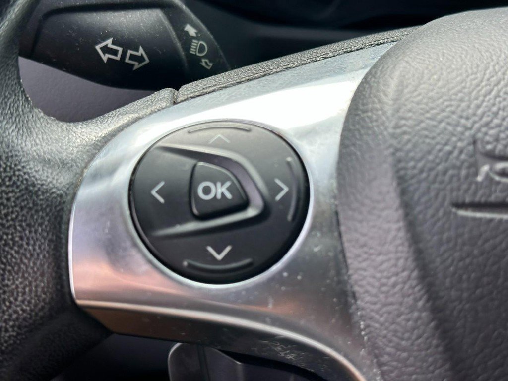 Used 2015 Ford Transit 150 XLT image 18