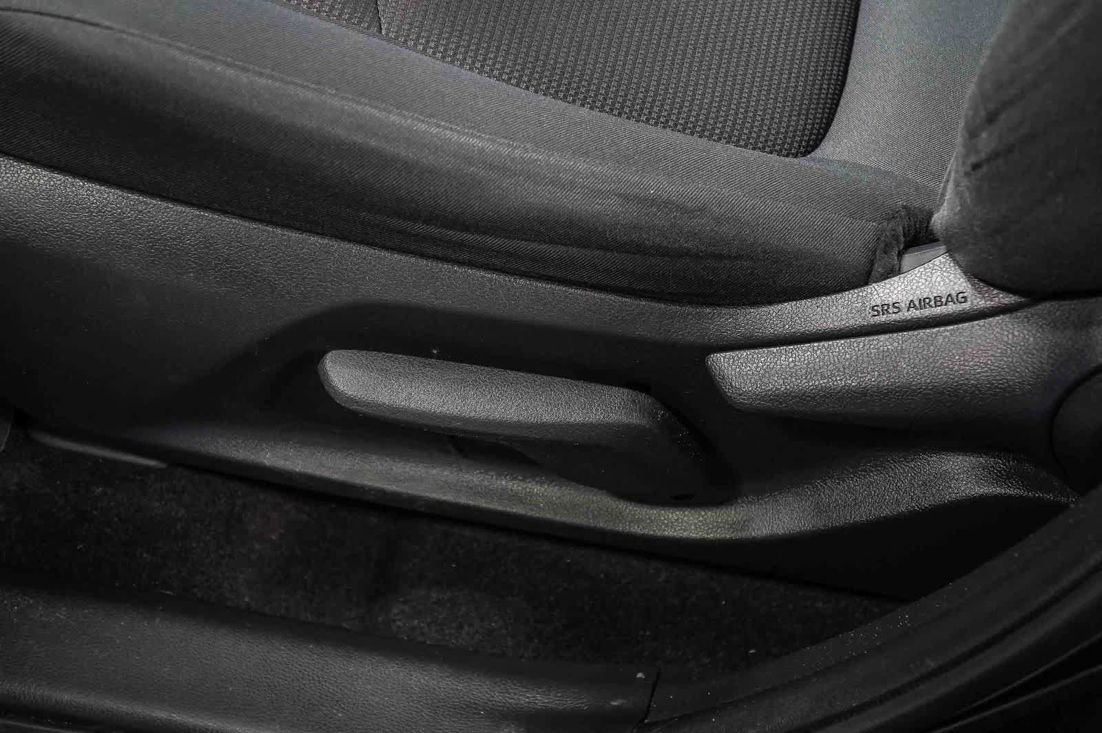 Certified 2019 Toyota RAV4 LE w/ Carpet Mat Package FWD image 24