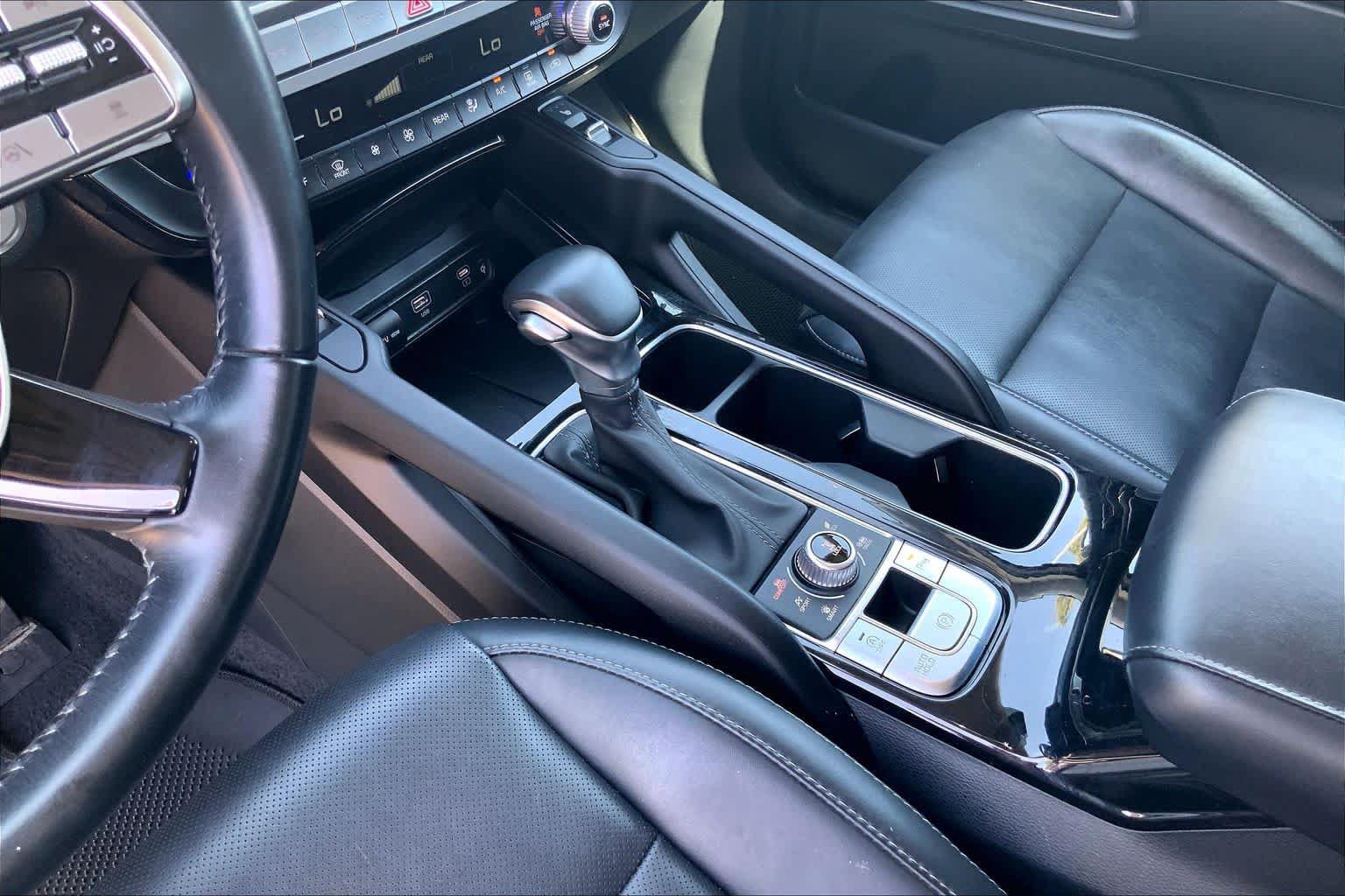 Certified 2025 Kia Telluride S AWD/4WD image 17