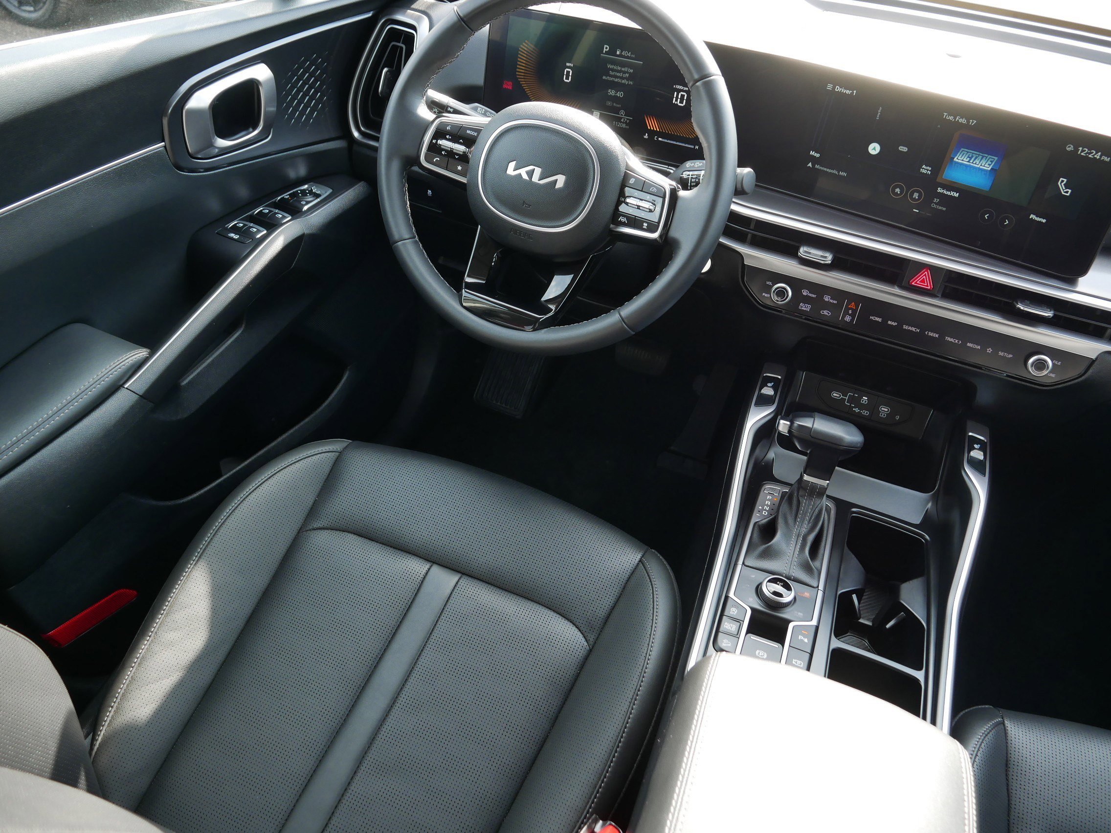 Certified 2025 Kia Sorento S w/ Panoramic Sunroof Package image 9