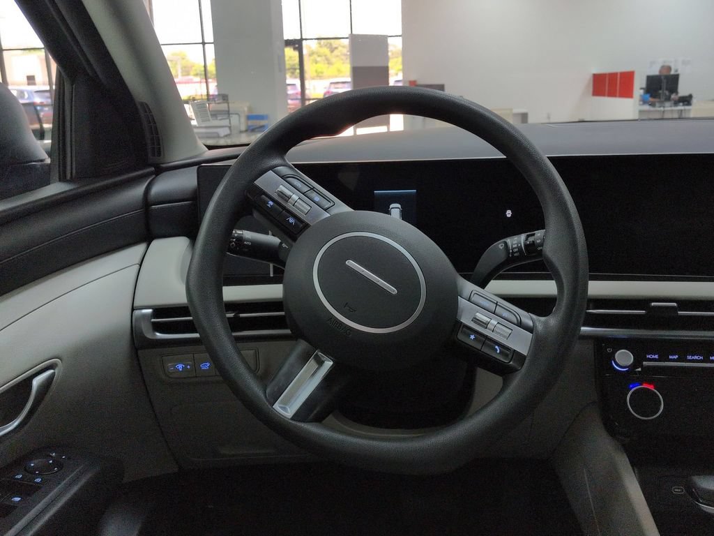 Used 2025 Hyundai Tucson SEL AWD/4WD image 19