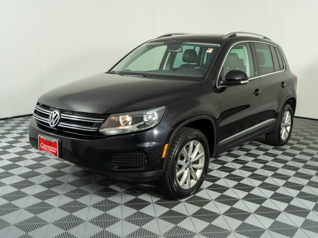 Used 2017 Volkswagen Tiguan Wolfsburg Edition image 3