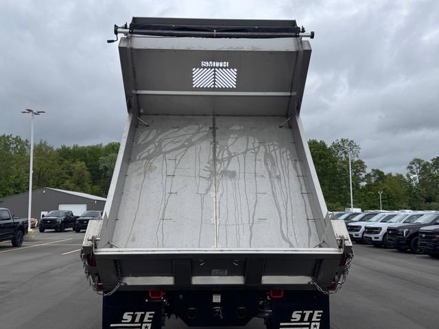 New 2025 Ford F550 4x4 Regular Cab Super Duty image 17