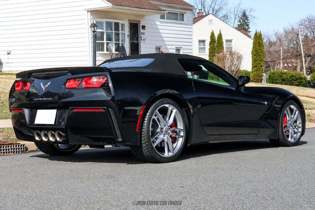 Used 2019 Chevrolet Corvette Stingray Convertible w/ 2LT Preferred Equipment Group image 16