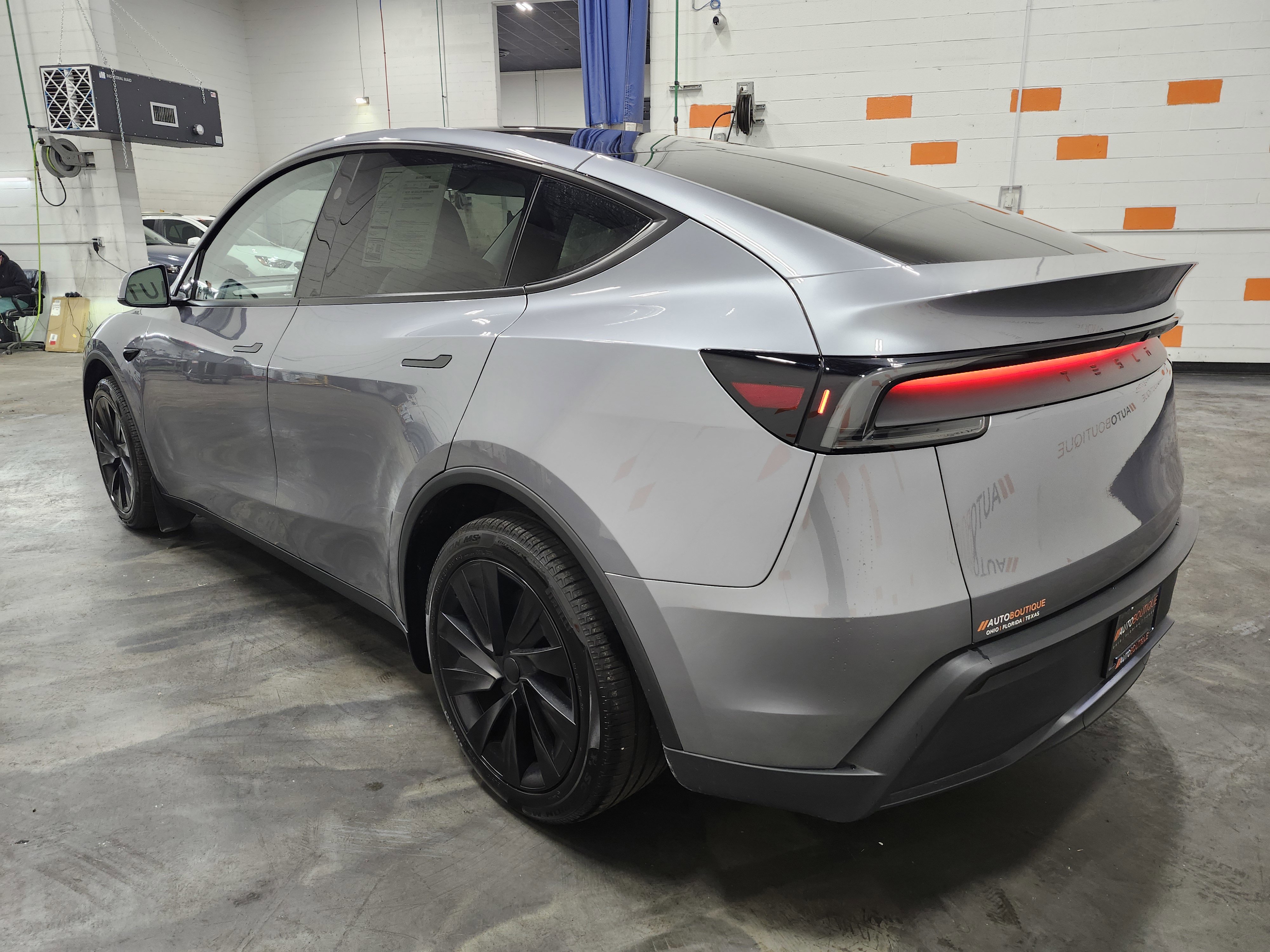 Used 2026 Tesla Model Y image 14
