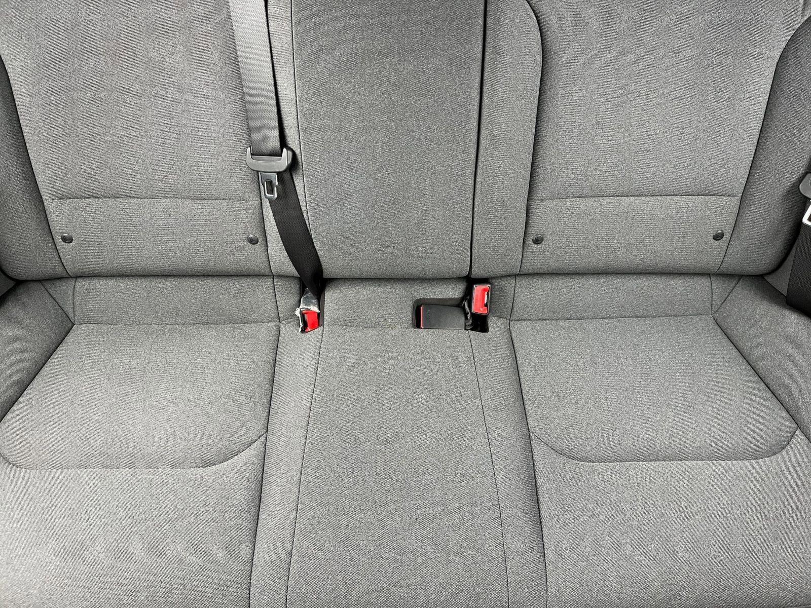 Used 2025 Kia K4 LXS image 37