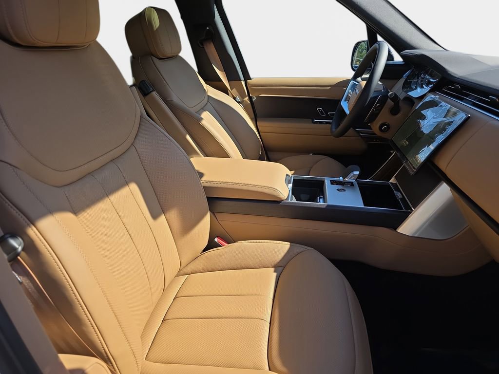 New 2026 Land Rover Range Rover SE image 10