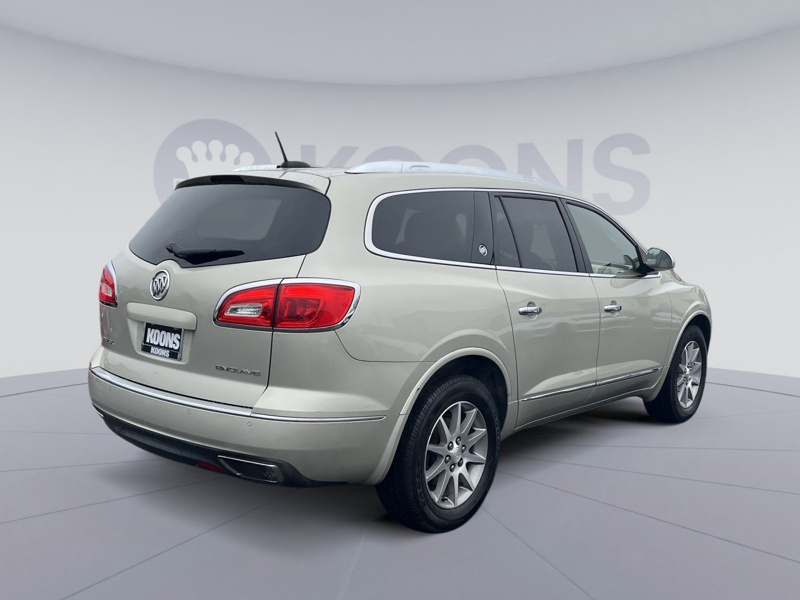 Used 2016 Buick Enclave Leather FWD image 16