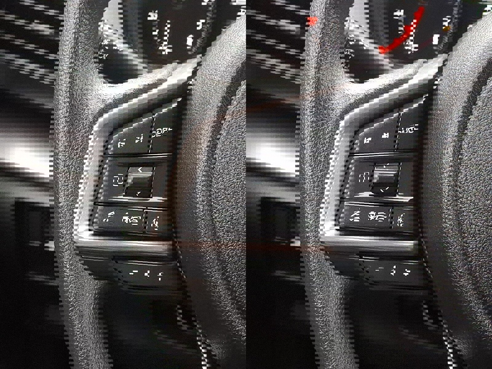 Certified 2025 Subaru Impreza 2.0i image 20