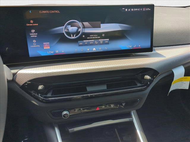 Used 2025 BMW 330i xDrive Sedan w/ Convenience Package image 11