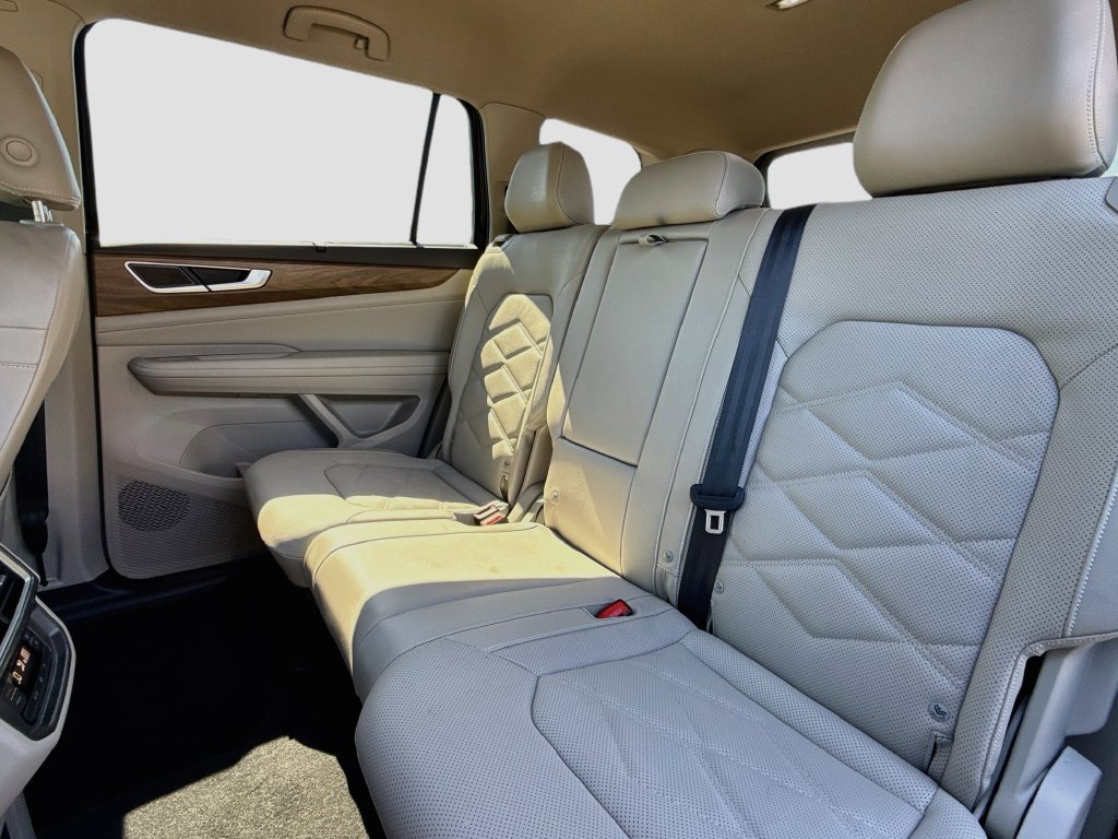 Used 2024 Volkswagen Atlas SE FWD image 21