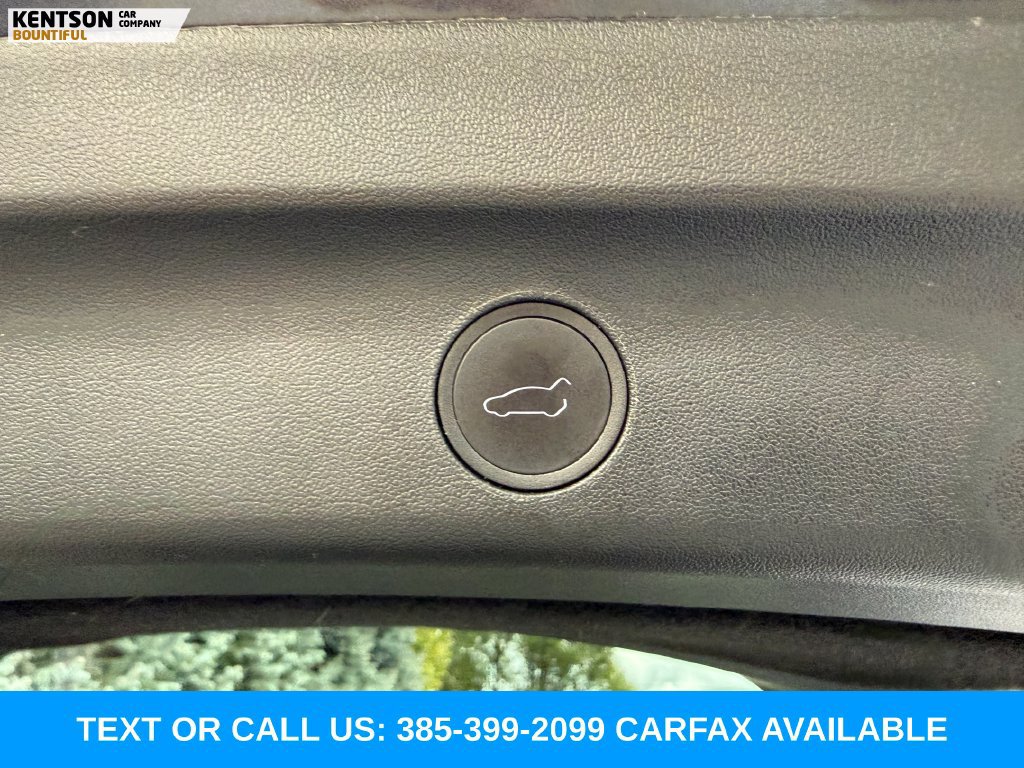Used 2023 Tesla Model Y Long Range AWD/4WD image 32