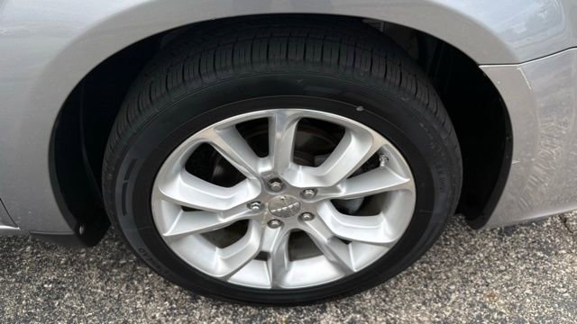 Used 2013 Dodge Avenger R/T w/ Sun/Sound Group FWD image 18