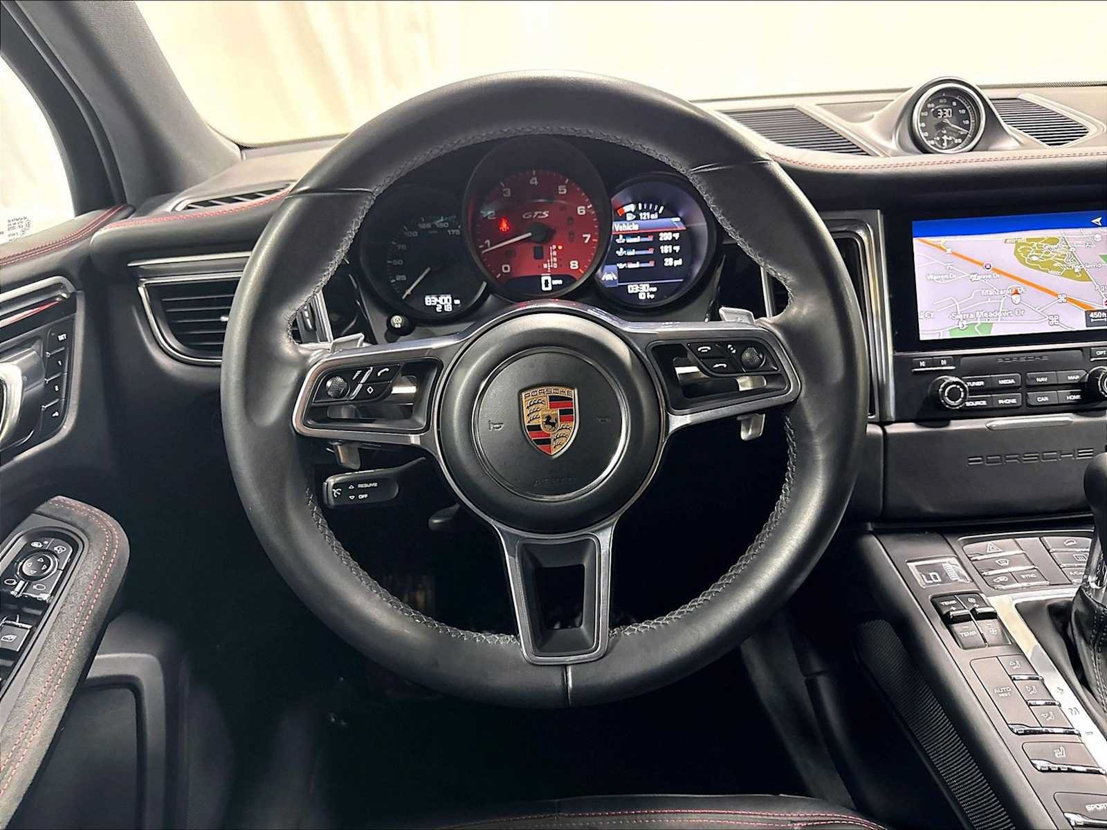 Used 2017 Porsche Macan GTS AWD/4WD image 17